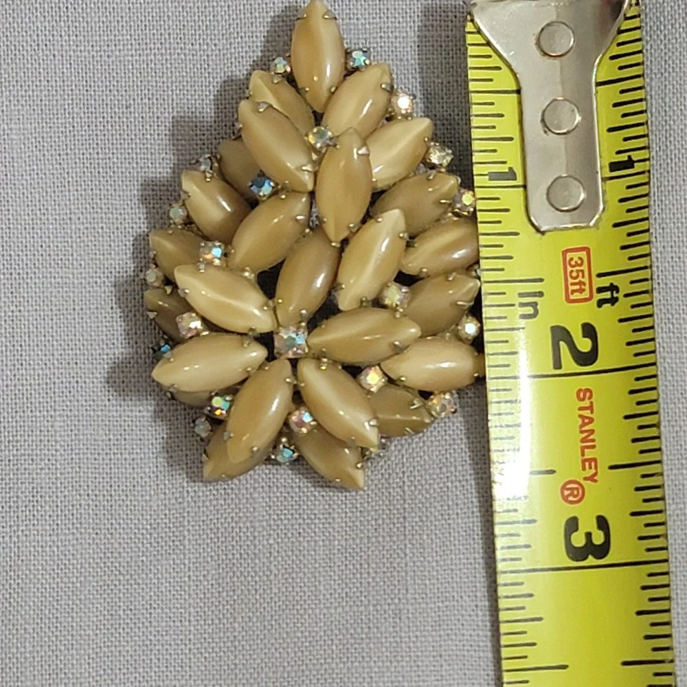 VTG Gold Tone Champagne Navette Thermoset &‎ AB Rhinestone Multilayer Brooch Pin